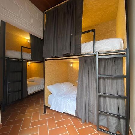 Banana Hostel ボゴタ エクステリア 写真